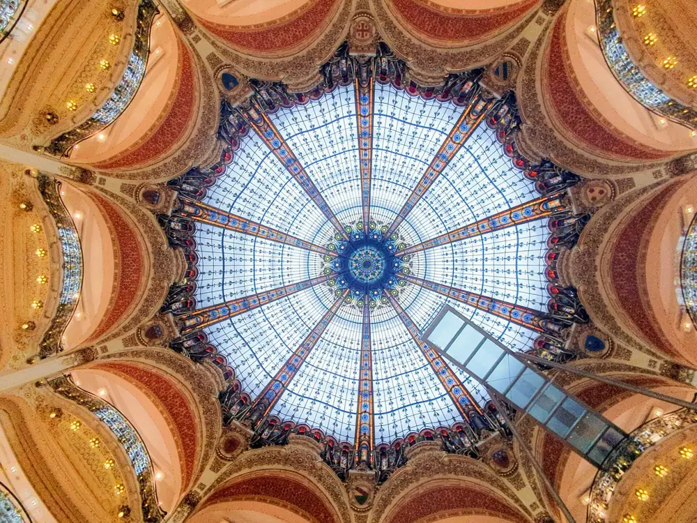 La coupole des Galeries Lafayette Haussmann et le Glasswalk