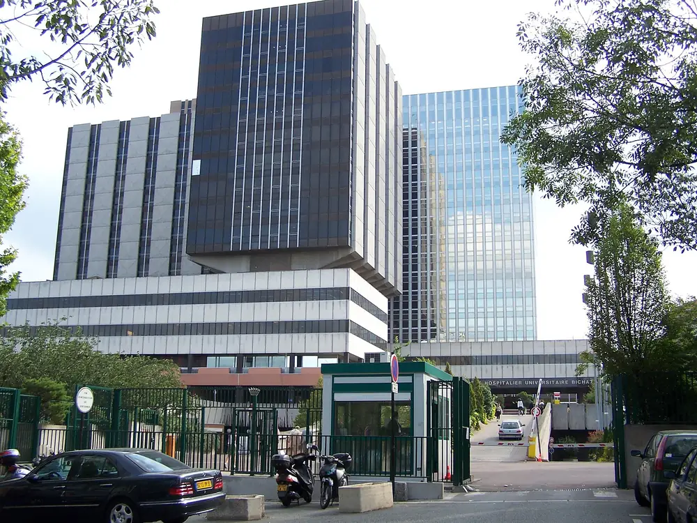 L'hôpital Bichat - Claude-Bernard, rue Henri-Huchard, dans le 18e